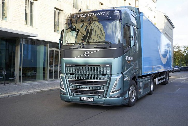 Immagine di Volvo consegna i primi camion elettrici con acciaio fossil-free