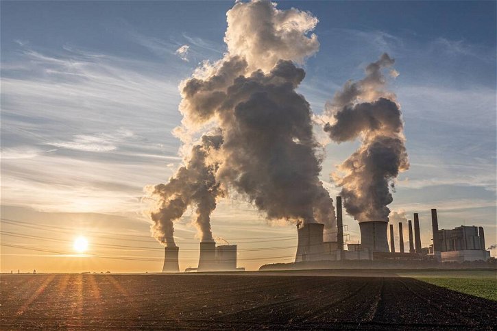 Immagine di UE, la riforma di ETS: giro di vite sulle emissioni di CO2