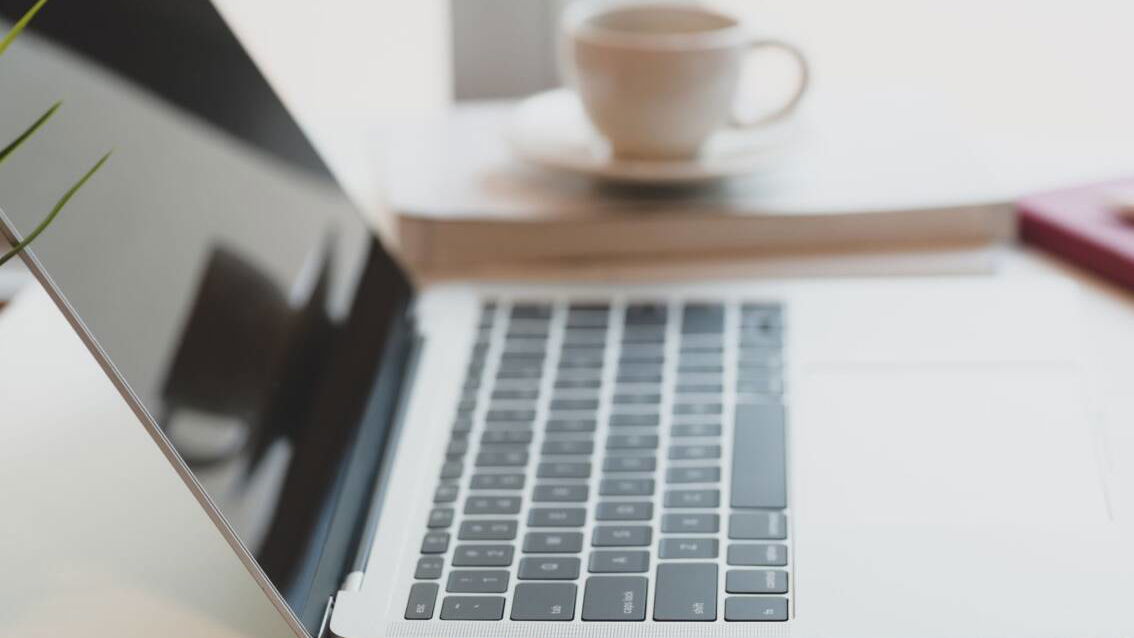 Immagine di MacBook Air da 13" con processore M1 ad un prezzo imperdibile! Solo 799€!