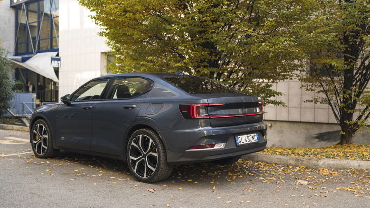 Immagine di Polestar 2 è l'auto elettrica più sicura nei crash test