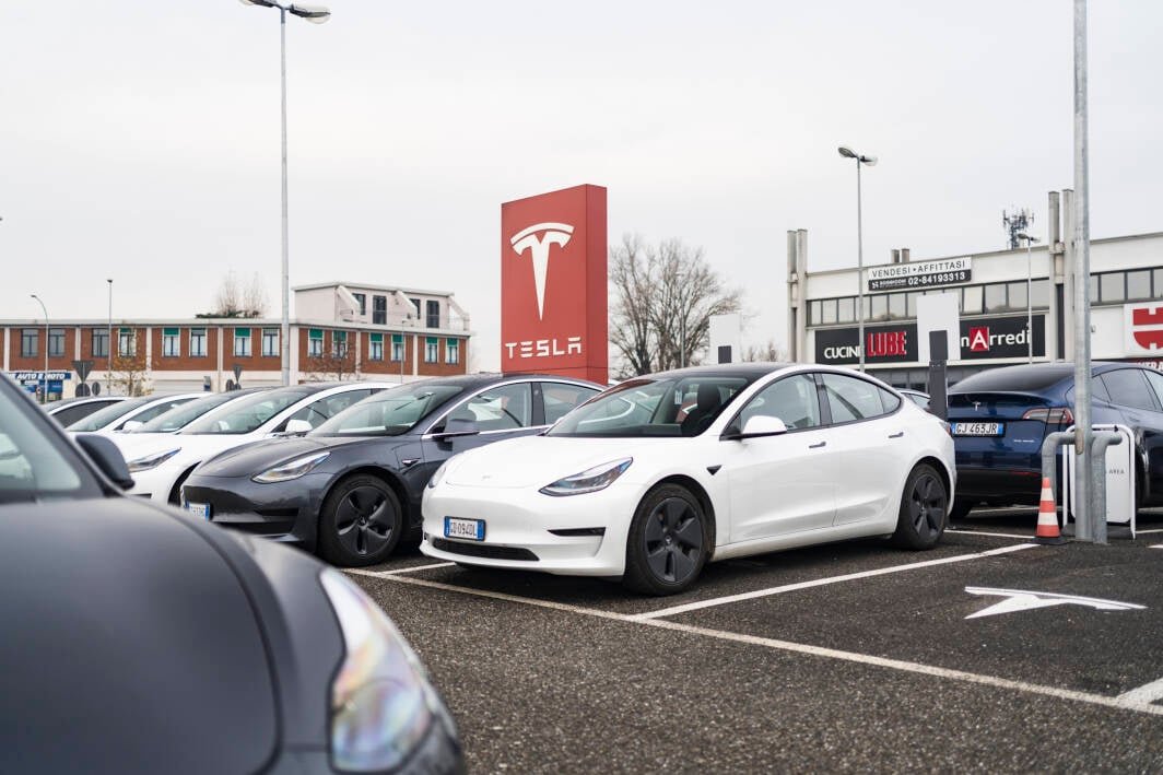 Immagine di Tesla, la Gigafactory tedesca non produce a sufficienza