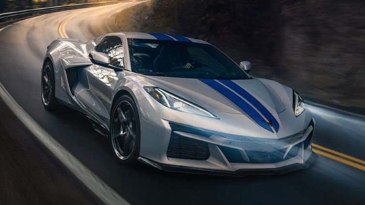 Immagine di Le supercar USA diventano ibride: nuova Corvette da 655 cv