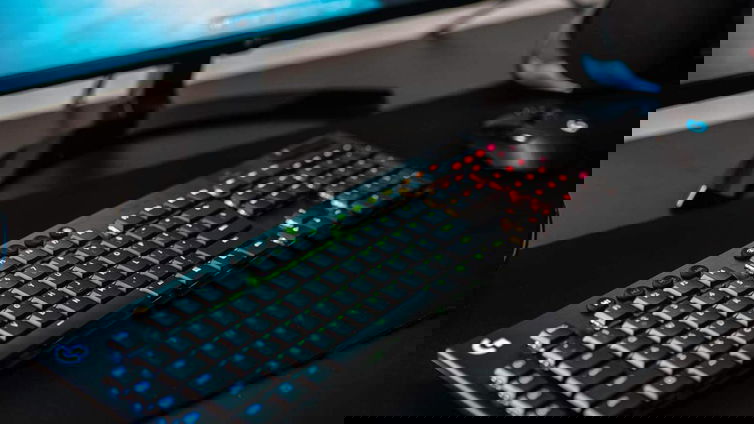 Immagine di Tastiera gaming Logitech G915, la migliore oggi scontata del 47%!
