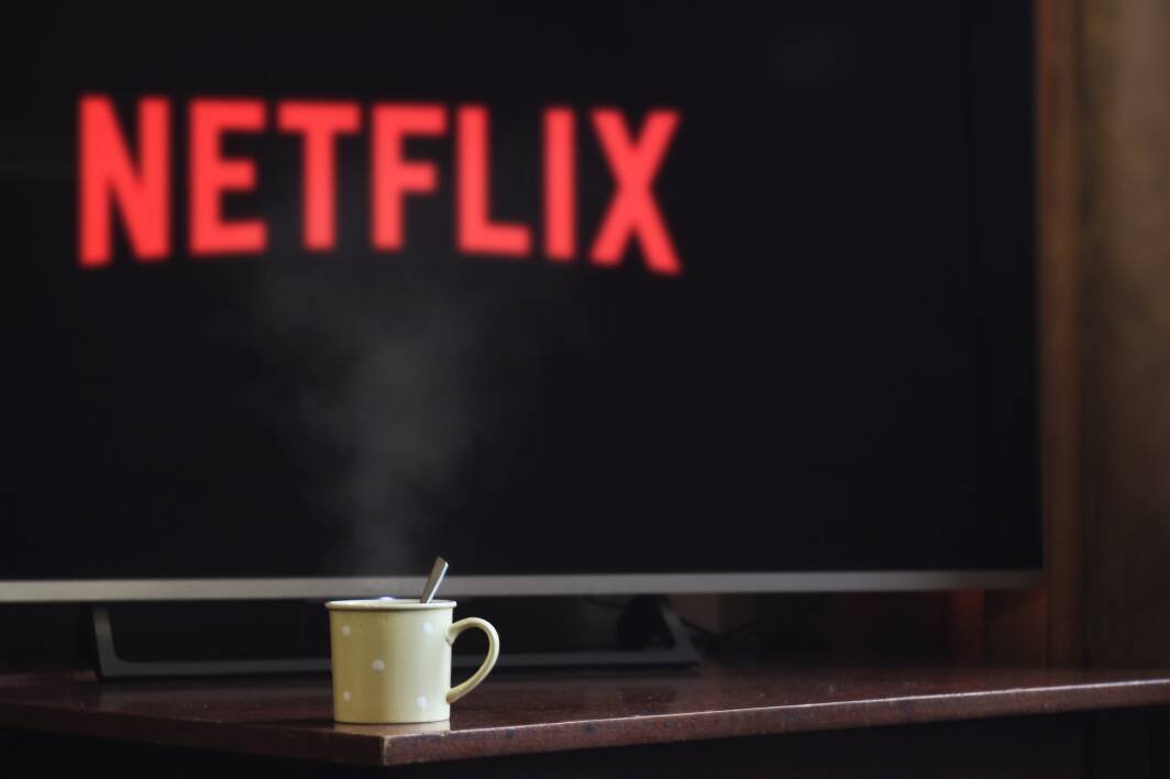 Immagine di Microsoft punta a Netflix: acquisizione a breve?