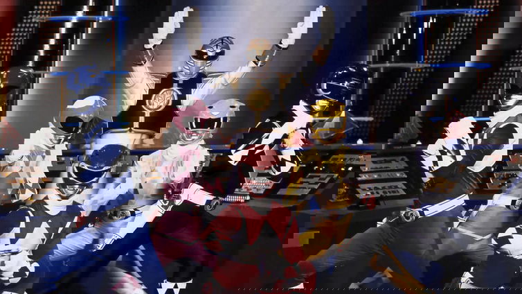 Immagine di Power Rangers, spiegata l'assenza di Pink Ranger dal 30° anniversario