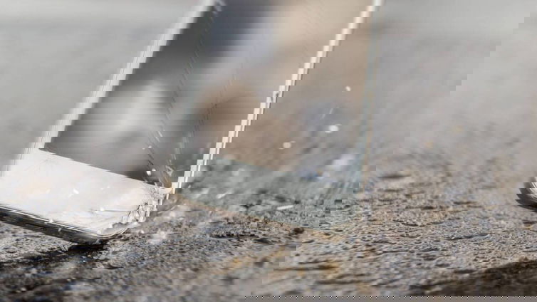 Immagine di Samsung dice stop ai ricambi non originali: riparazioni più costose anche per iPhone?
