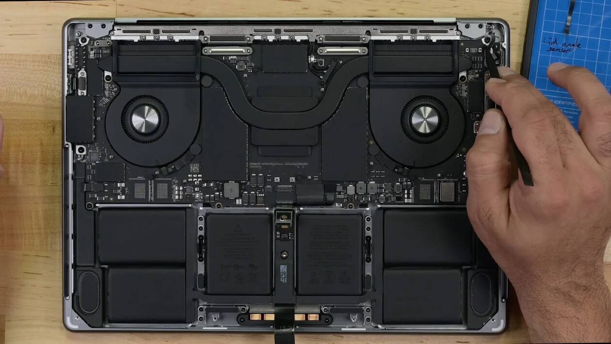 Immagine di iFixit scopre che Apple sa smontare i propri computer