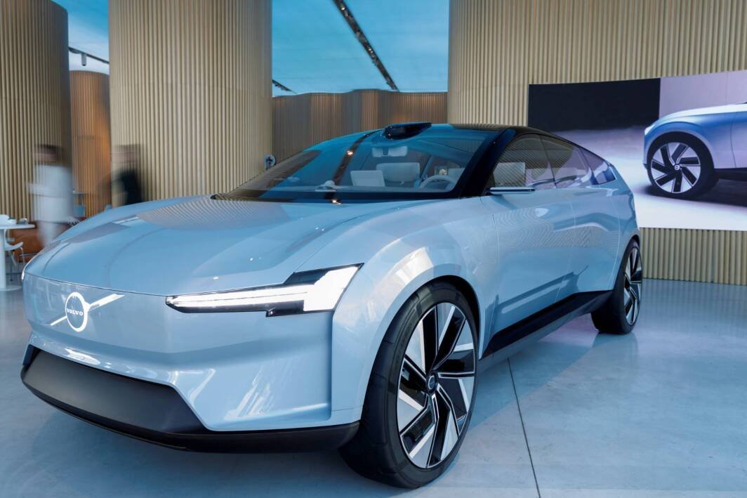 Immagine di Volvo Concept Recharge, il futuro della mobilità è già qui