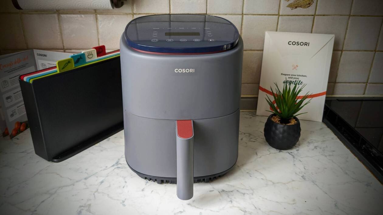 Immagine di Recensione COSORI Lite 3,8L, una friggitrice ad aria piccola e smart