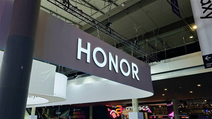 Immagine di Honor Magic5 Pro svelato al MWC, Magic Vs sbarca finalmente in Europa