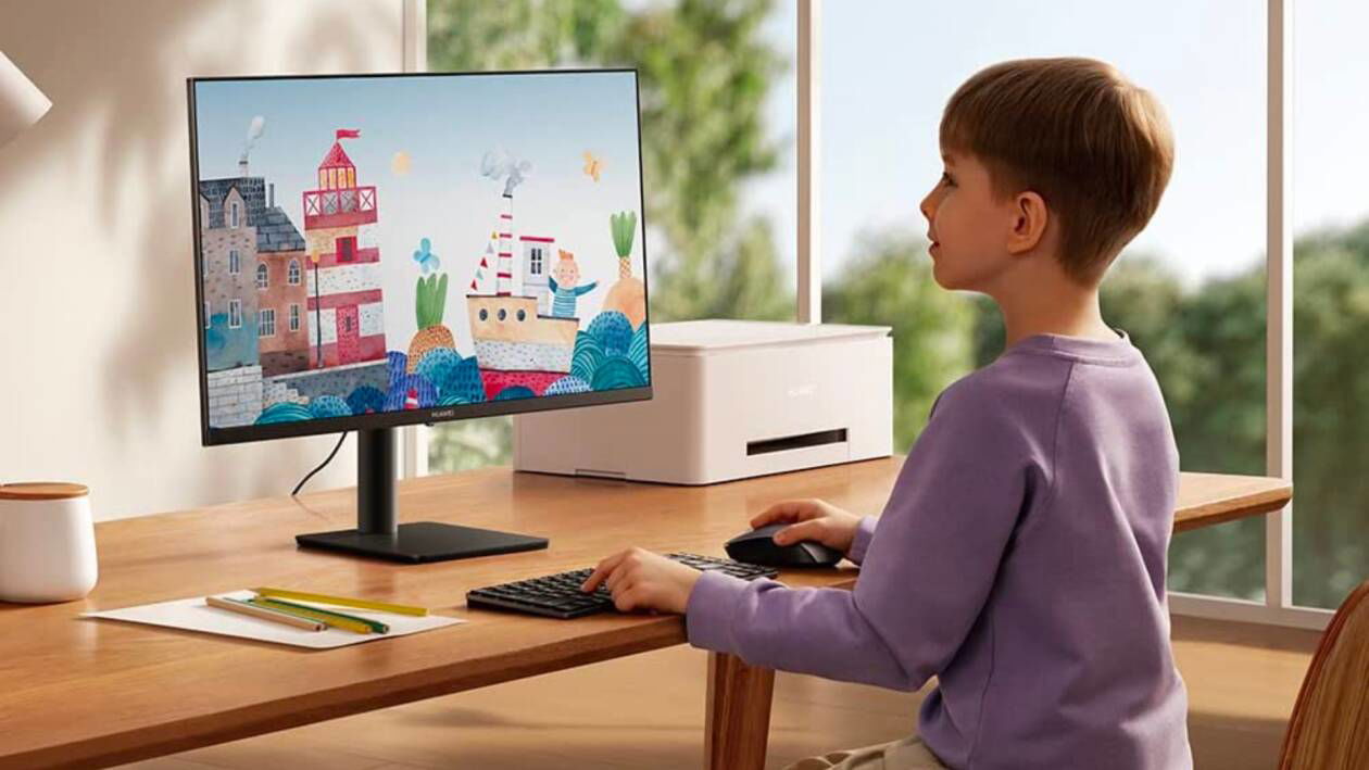 Immagine di Questo monitor Huawei perfetto per la grafica oggi costa solo 109€! Colori spettacolari!