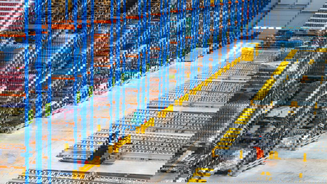 Immagine di IoT per la logistica: benefici e sfide della tecnologia