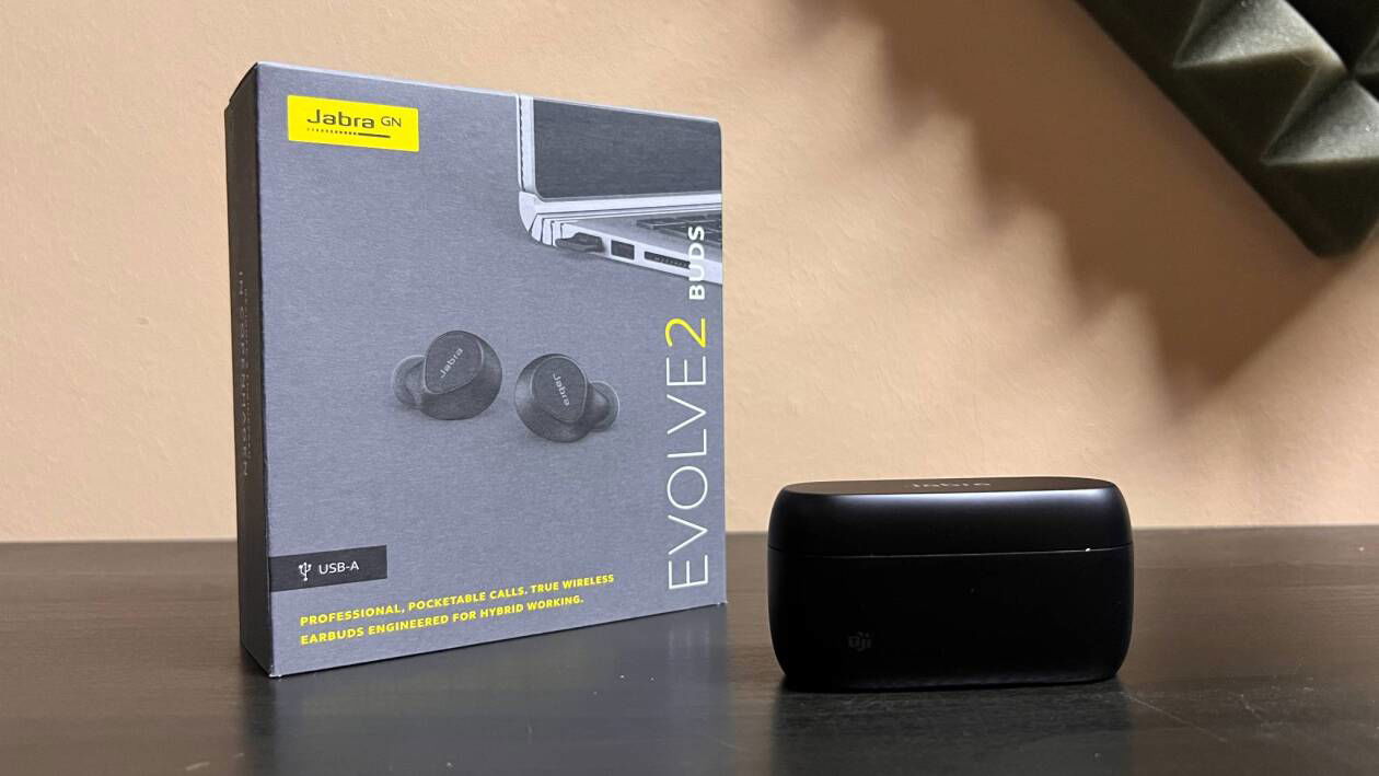 Immagine di Jabra Evolve2 Buds, un solo paio di auricolari per casa e lavoro | Test e Recensione