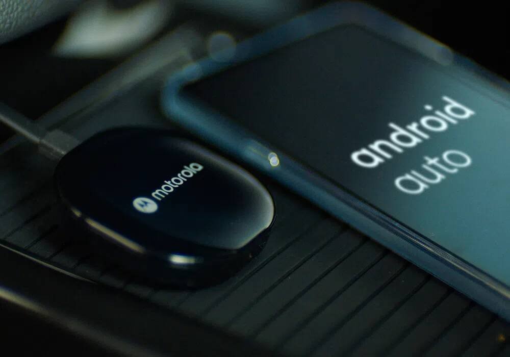 Immagine di Motorola MA1, l’adattatore per Android Auto Wireless è ora su Amazon