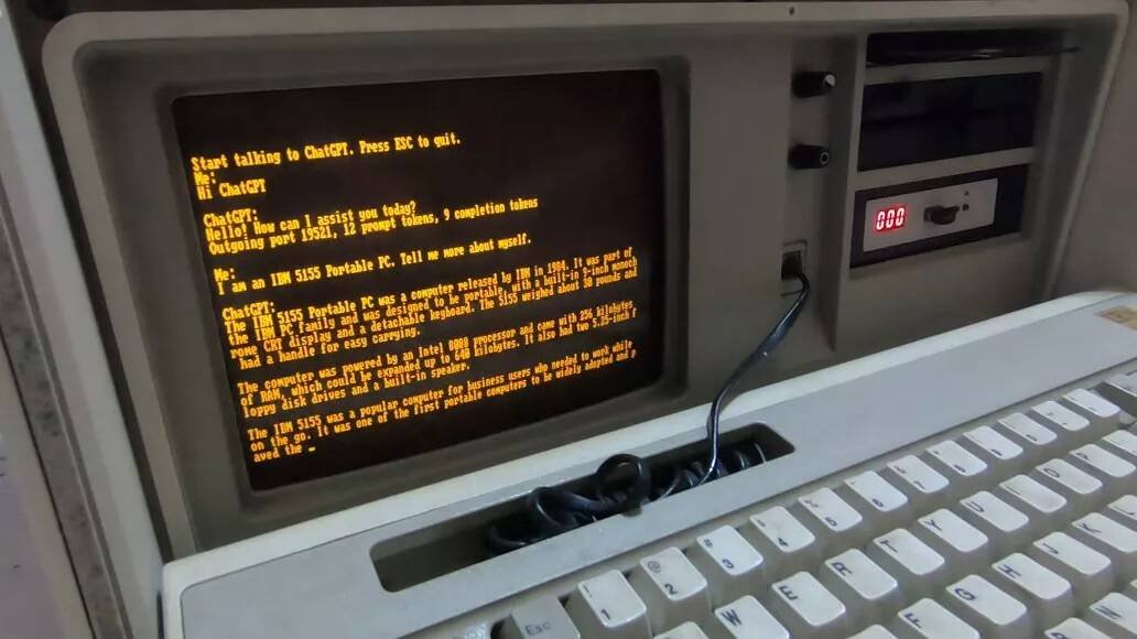 Immagine di ChatGPT arriva su un PC IBM del 1984