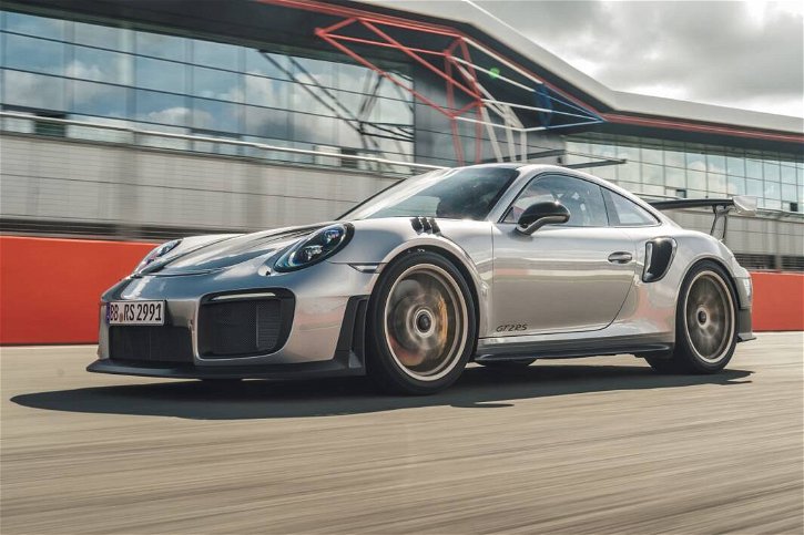Immagine di Porsche userà un motore ibrido da 700 cv per la 911 GT2 RS