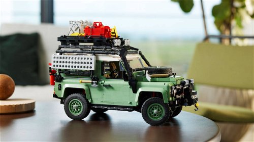 lego-ingrana-le-ridotte-e-ci-presenta-il-land-rover-classic-defender-271376.jpg