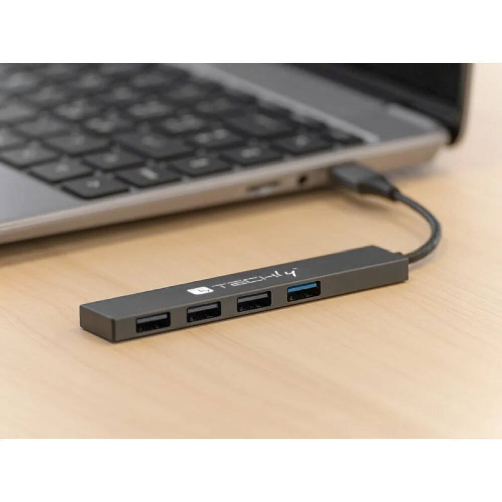 Immagine di Dispositivi da connettere e sempre meno porte USB? La soluzione sono gli hub USB TECHly