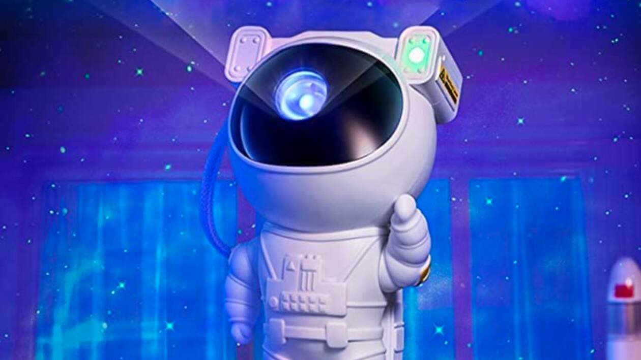 Immagine di Questa lampada-proiettore a forma di astronauta è la più cercata su TikTok! Doppio sconto!