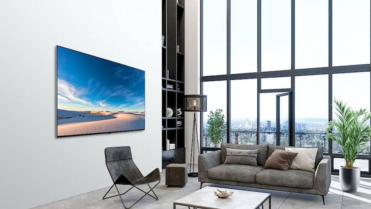 Immagine di Acquista questa splendida smart TV da 65" e risparmi oltre 600€!