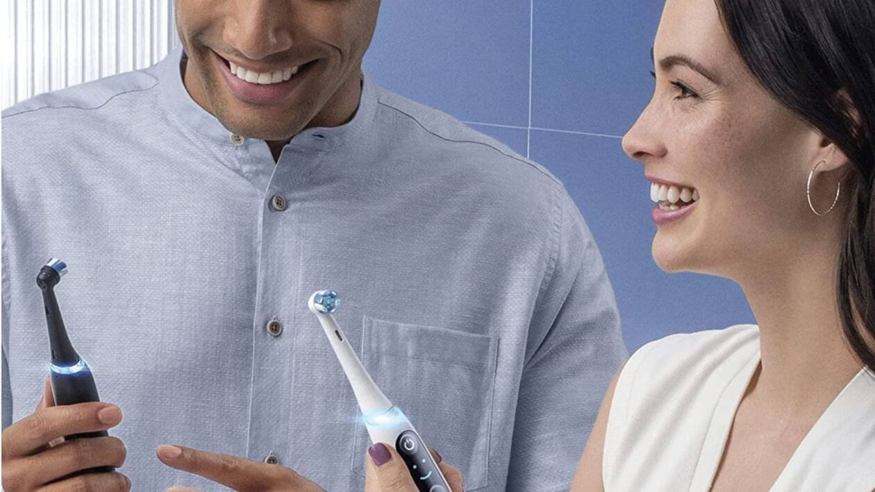 Immagine di Oral-B iO 8n: lo spazzolino elettrico smart in sconto del 43%!