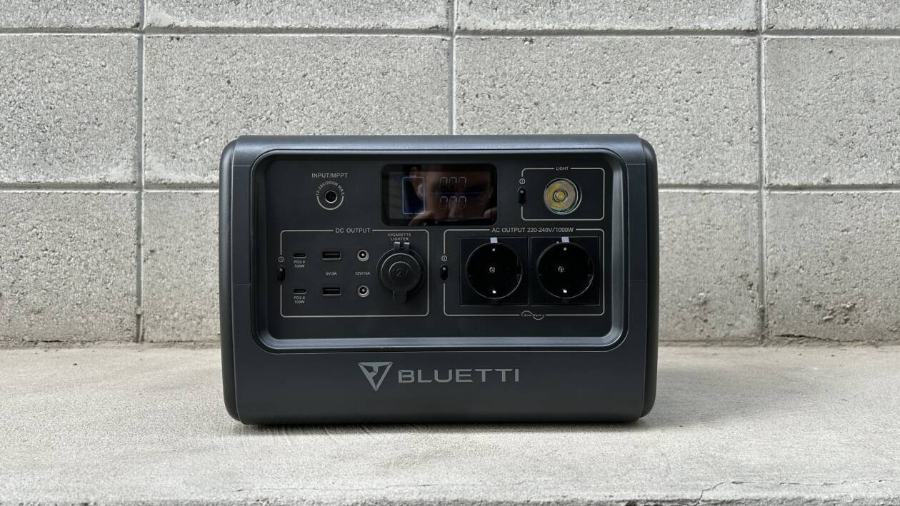 Immagine di Bluetti EB70, batteria portatile per nerd | Test e Recensione