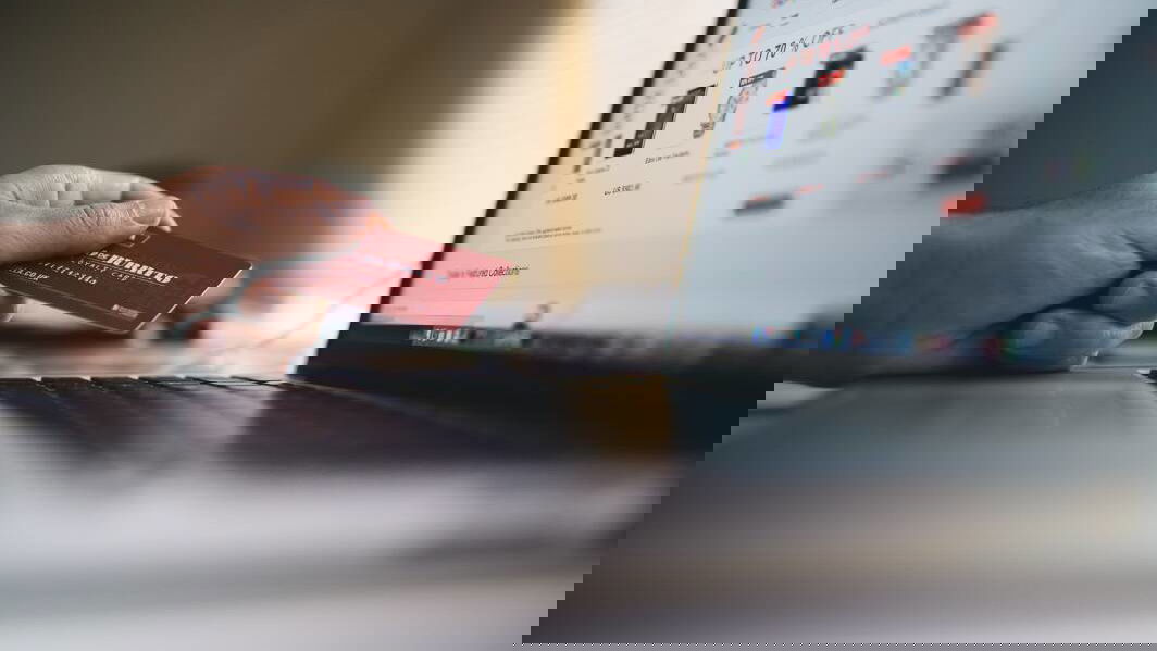 Immagine di I consumatori scelgono l'eCommerce: 160 milioni di pacchi spediti in tre mesi