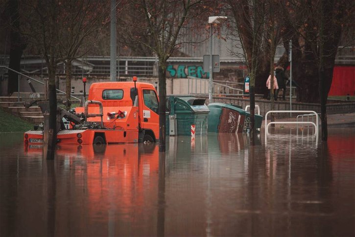 Immagine di Alluvione Emilia-Romagna, allarmismo e disinformazione sulle elettriche