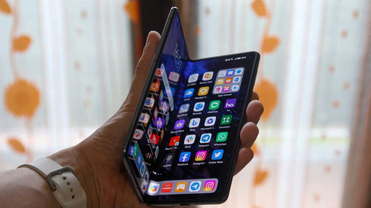 Immagine di HUAWEI Mate X3, materiali innovativi e ingegneria avanzata per un foldable inimitabile