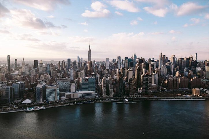 Immagine di New York sta affondando per colpa dei grattacieli