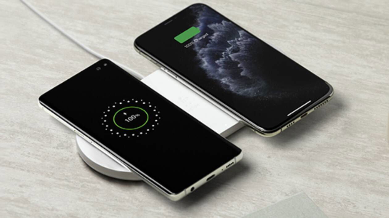 Immagine di Stazione di ricarica wireless 2-in-1 Belkin in sconto del 33%