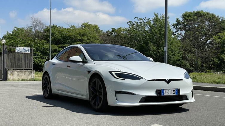 Immagine di È praticamente ufficiale, arriverà la ricarica wireless sulle Tesla