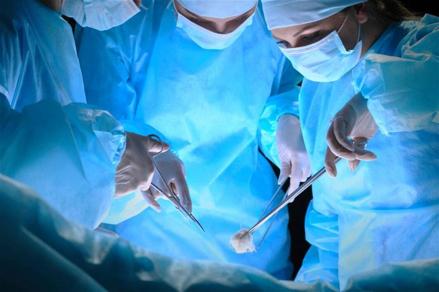 medico-chirurgo-intervento-281479.jpg