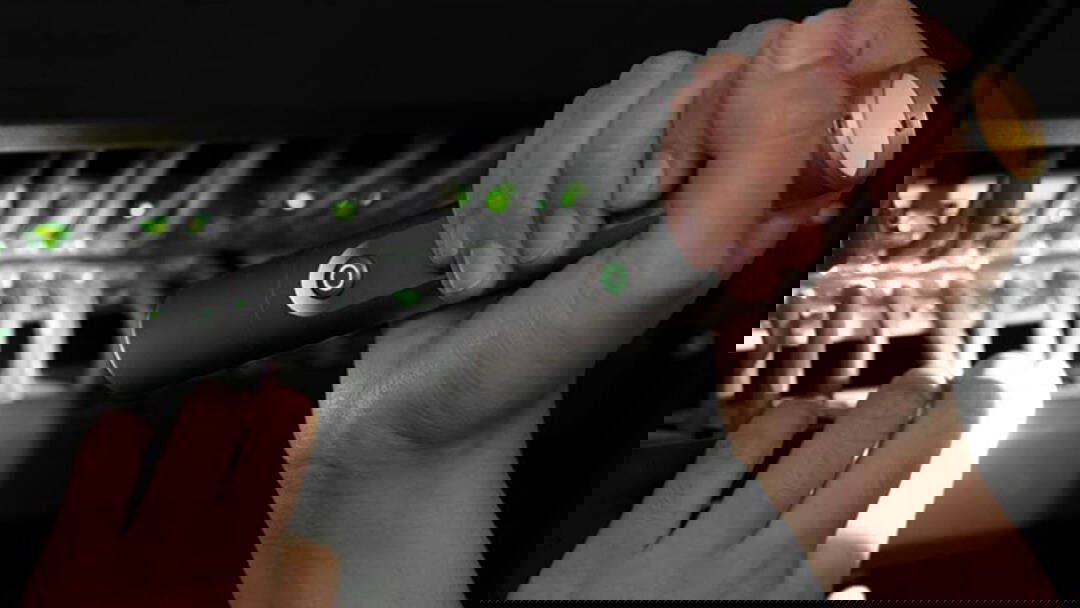 Immagine di Questa torcia ricaricabile è resistente, bellissima ed è in doppio sconto! IMPERDIBILE!