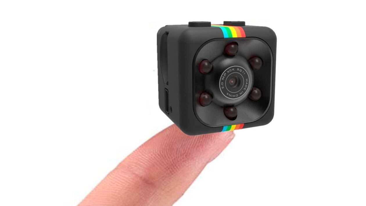Immagine di Questa videocamera spia è MINUSCOLA e costa solo 13€!
