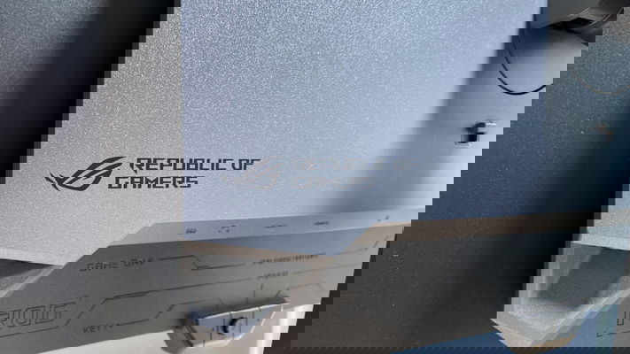 asus-rog-swift-pg27aqdm-283824.jpg