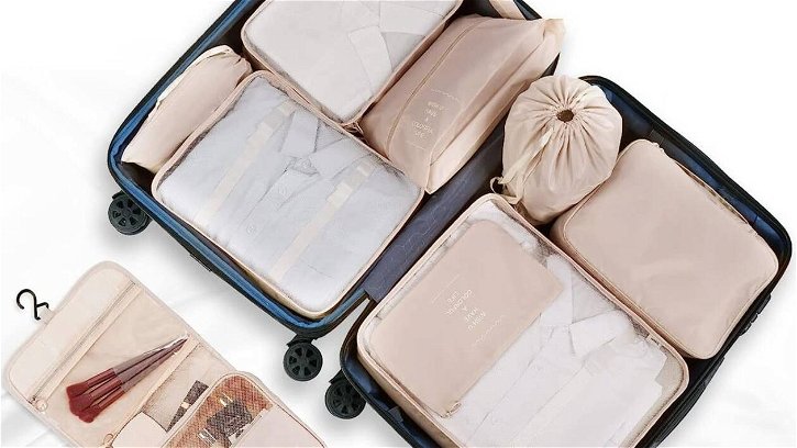Immagine di Organizza al meglio la tua valigia con questo set da viaggio idolo di TikTok!