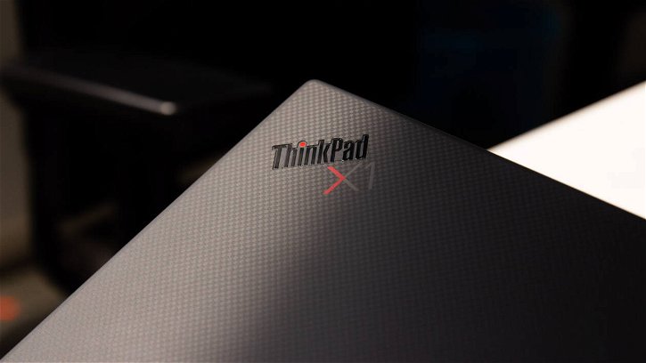 Immagine di Lenovo ThinkPad X1 Carbon (Gen 11) recensione: ancora una volta un laptop eccezionale