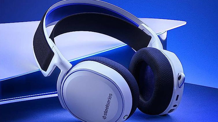 Immagine di Amazon Gaming Week: 7 cuffie gaming in super sconto