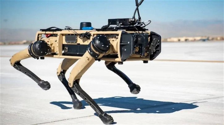 Immagine di Grazie agli USA avremo cani robot armati di fucile