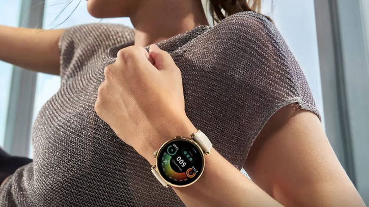 Immagine di Offerta lancio Huawei Watch GT 4, in regalo le FreeBuds SE 2