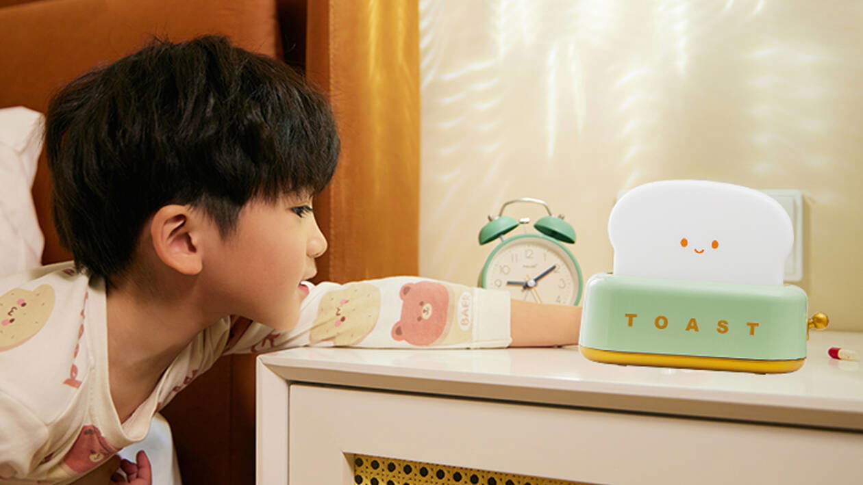 Immagine di L'Amazon Finds assurdo: lampada a forma di tostapane, e sta spaccando su TikTok!