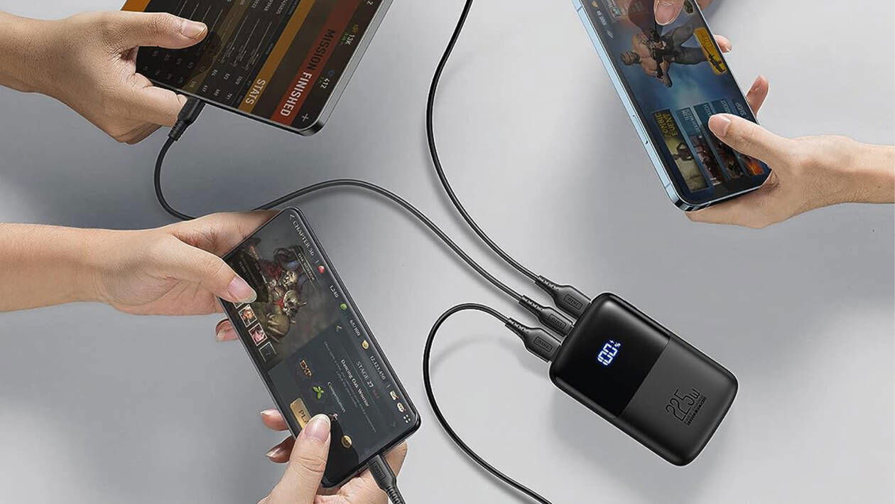 Immagine di Questa mini power bank impazza sui social e sta nel palmo di una mano!