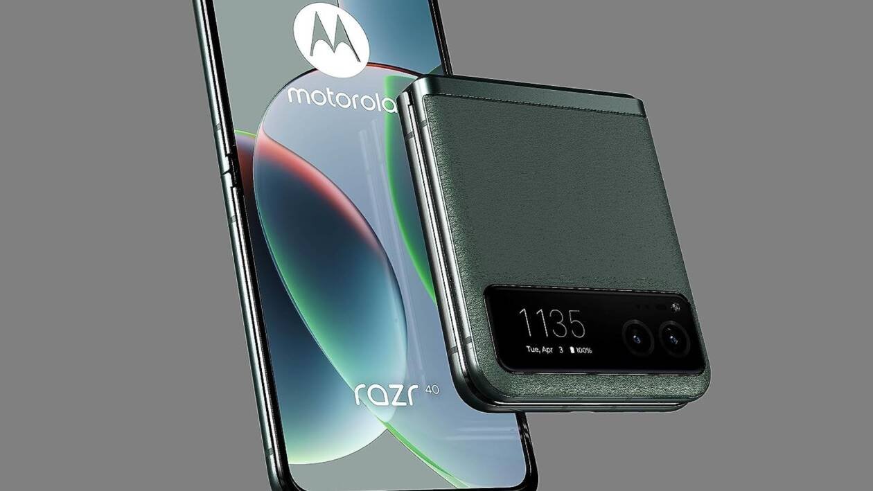 Immagine di Motorola razr 40, lo smartphone pieghevole meno costoso di tutti! Meno di 700€ su Amazon