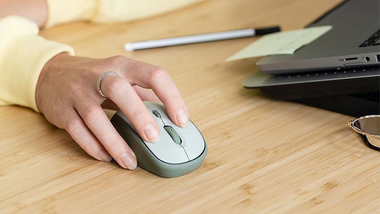 Immagine di Questo mouse portatile è compatto, di qualità ed è in sconto a 8,90€!