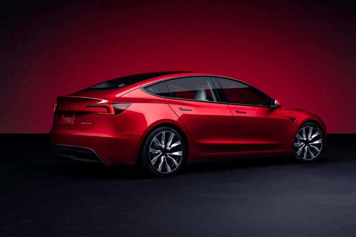 Immagine di La nuova Tesla Model 3 Performance potrebbe avere i motori della Plaid